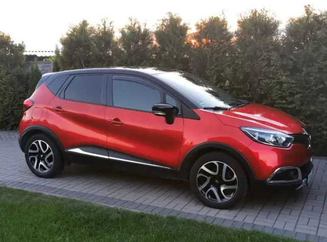 RENAULT Captur 