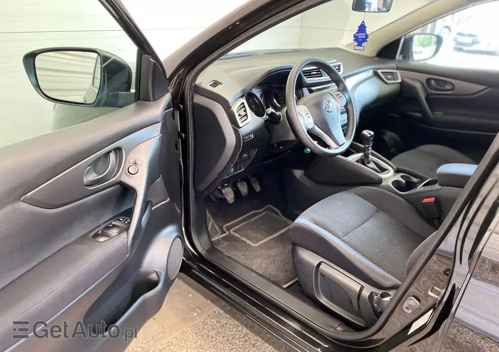 NISSAN Qashqai 1.2 DIG-T Acenta