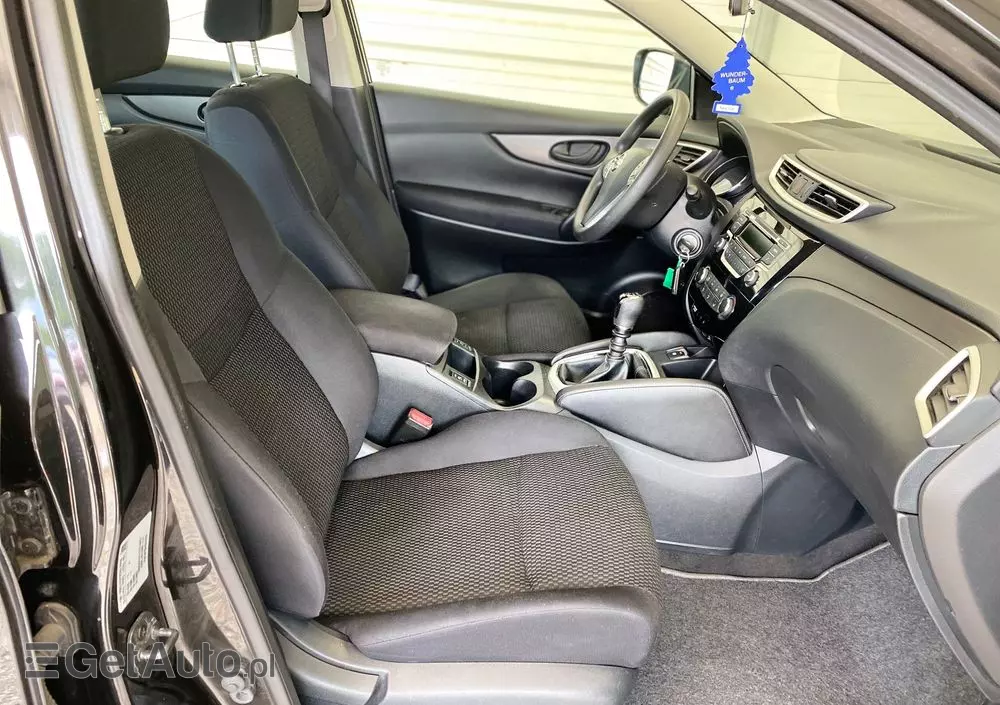 NISSAN Qashqai 1.2 DIG-T Acenta