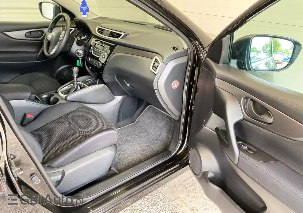 NISSAN Qashqai 1.2 DIG-T Acenta