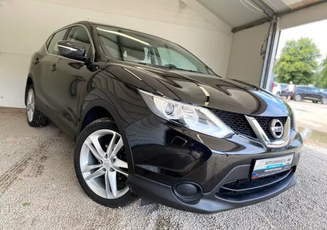 NISSAN Qashqai 1.2 DIG-T Acenta