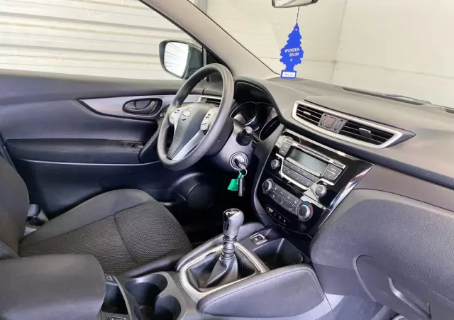 NISSAN Qashqai 1.2 DIG-T Acenta