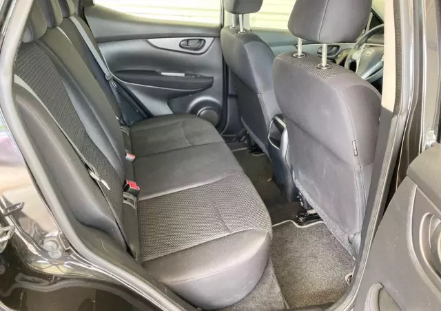 NISSAN Qashqai 1.2 DIG-T Acenta