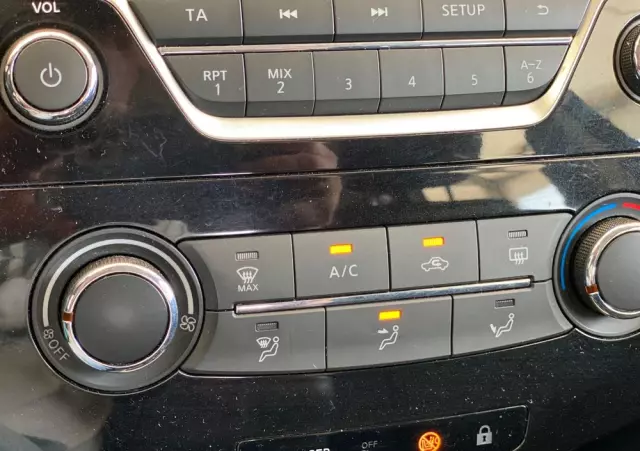 NISSAN Qashqai 1.2 DIG-T Acenta