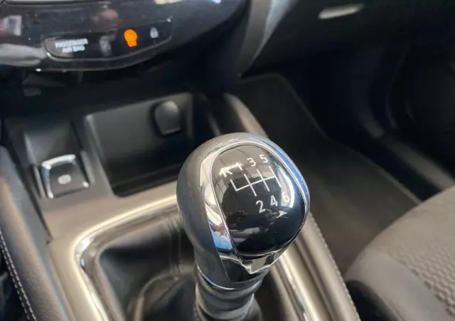 NISSAN Qashqai 1.2 DIG-T Acenta