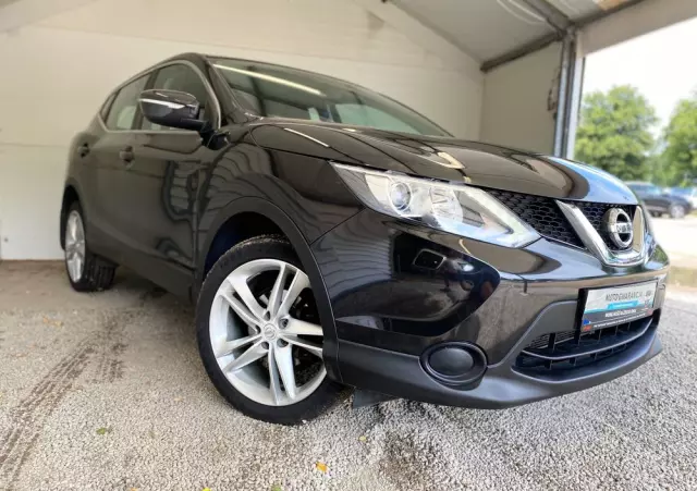 NISSAN Qashqai 1.2 DIG-T Acenta