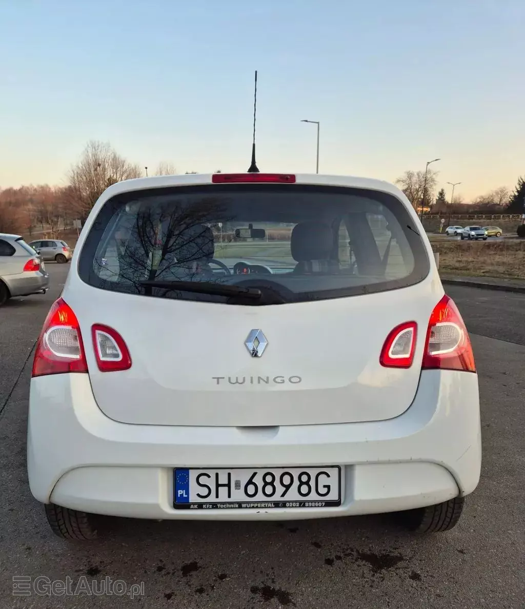 RENAULT Twingo 