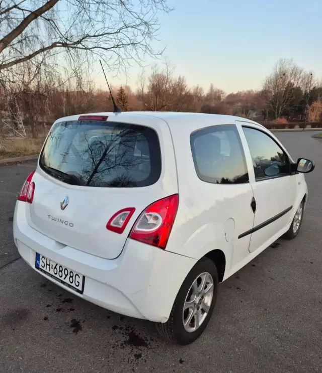 RENAULT Twingo 