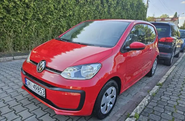 VOLKSWAGEN Up! 