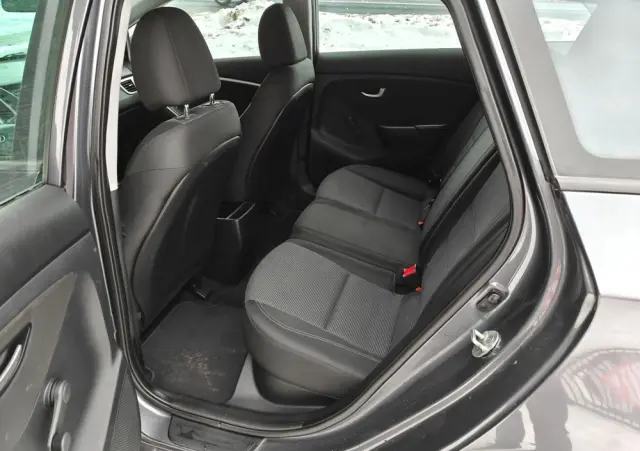 HYUNDAI I30 1.6 CRDi Comfort