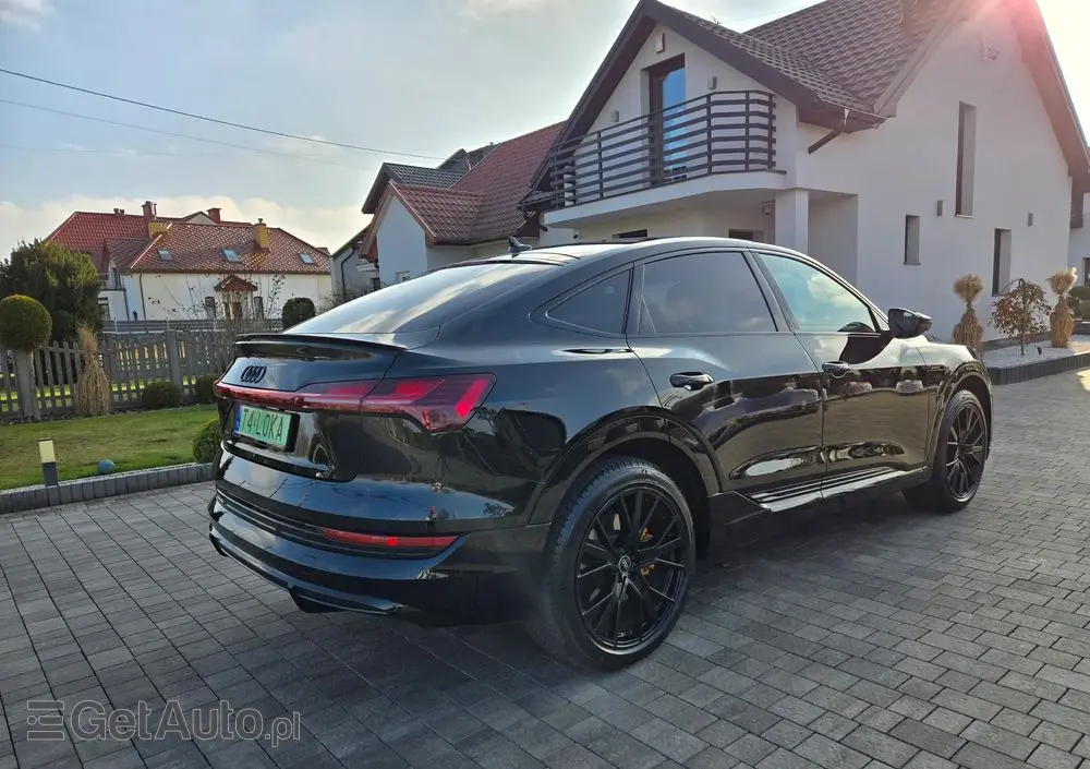 AUDI E-tron 55 Quattro S Line