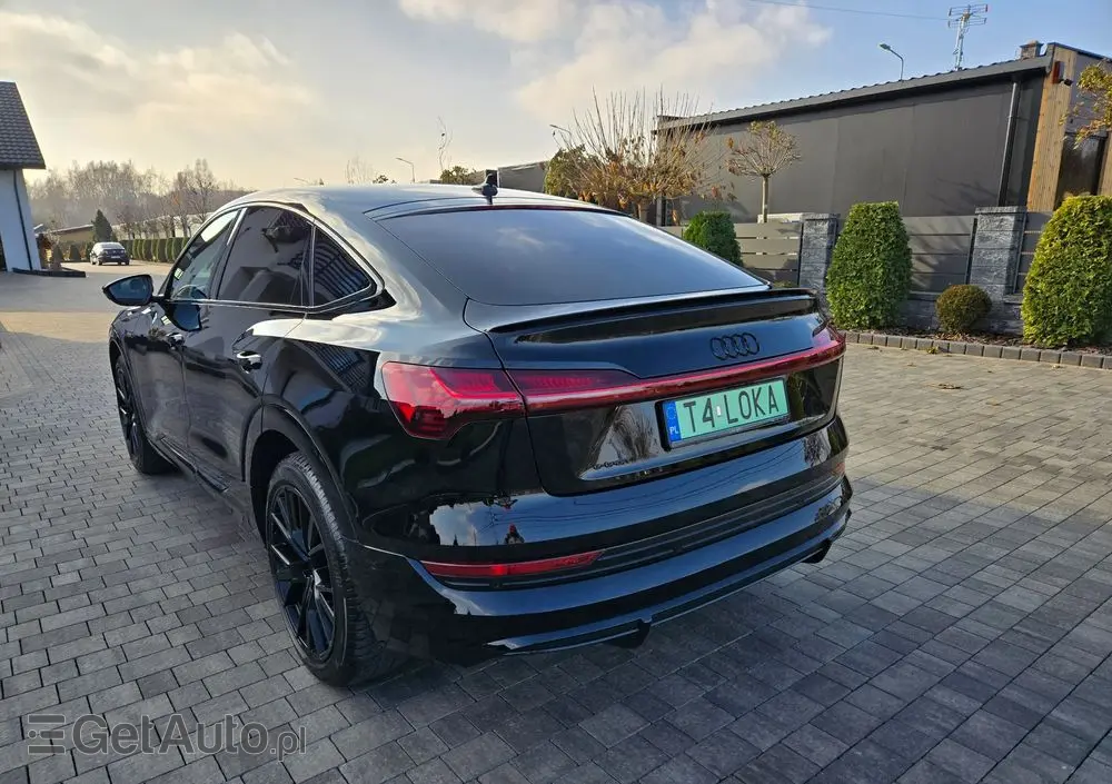 AUDI E-tron 55 Quattro S Line