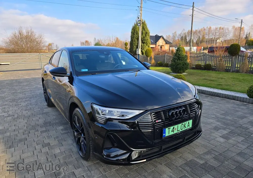 AUDI E-tron 55 Quattro S Line