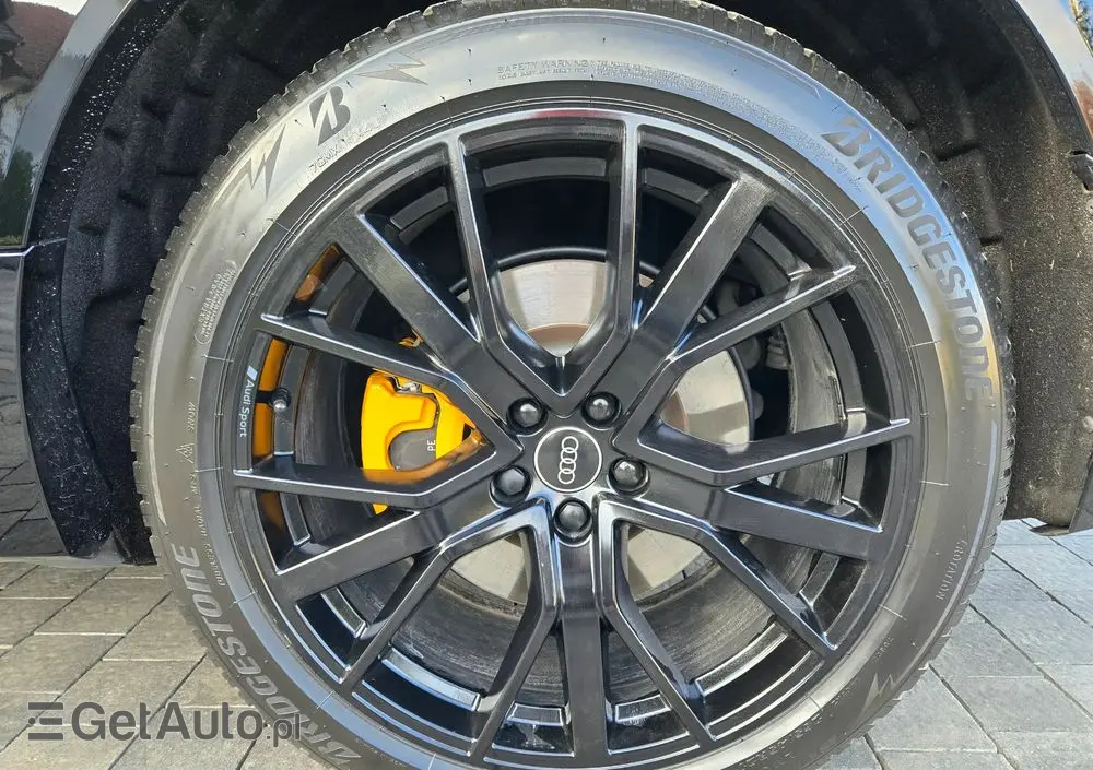 AUDI E-tron 55 Quattro S Line