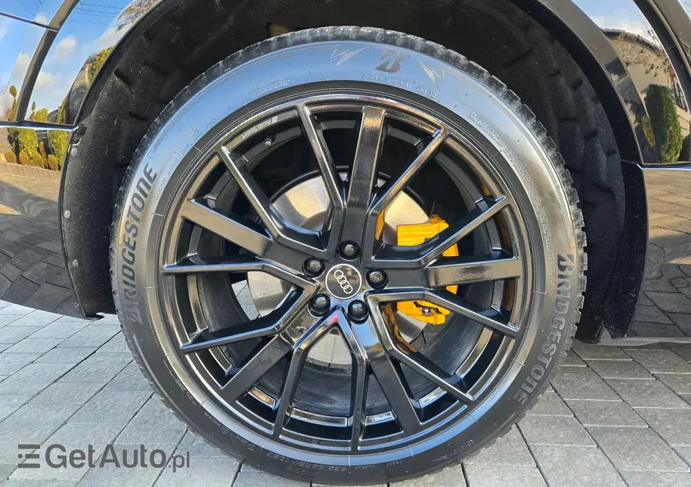 AUDI E-tron 55 Quattro S Line