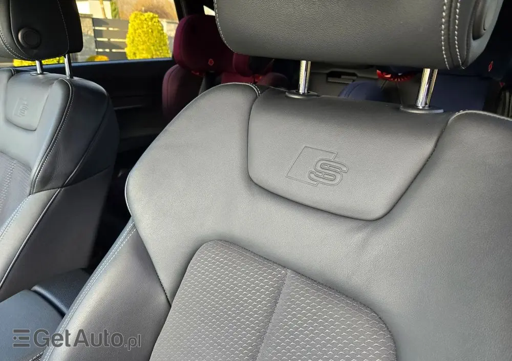 AUDI E-tron 55 Quattro S Line