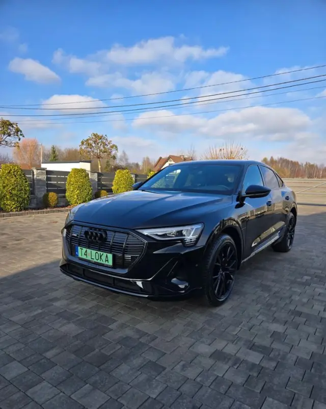 AUDI E-tron 55 Quattro S Line