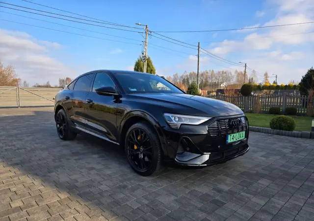 AUDI E-tron 55 Quattro S Line