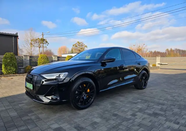 AUDI E-tron 55 Quattro S Line