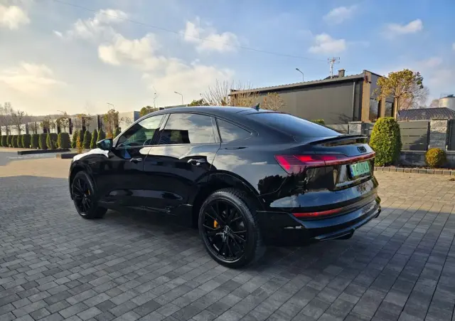 AUDI E-tron 55 Quattro S Line