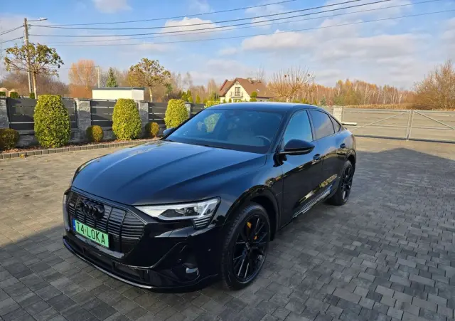 AUDI E-tron 55 Quattro S Line