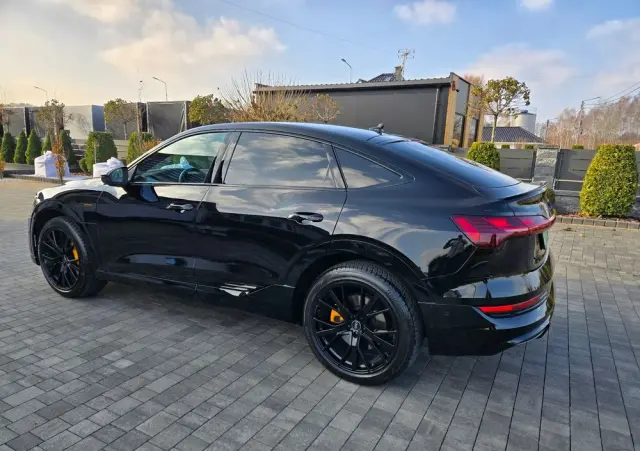 AUDI E-tron 55 Quattro S Line