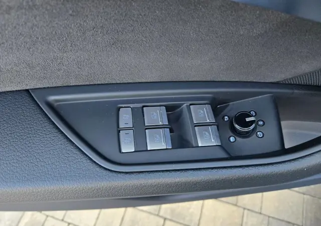 AUDI E-tron 55 Quattro S Line