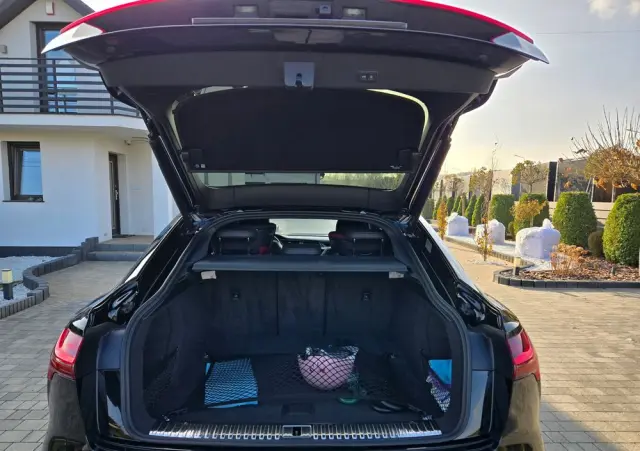 AUDI E-tron 55 Quattro S Line