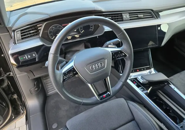 AUDI E-tron 55 Quattro S Line