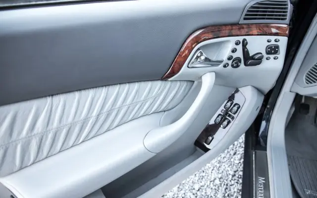 MERCEDES-BENZ Klasa S 500