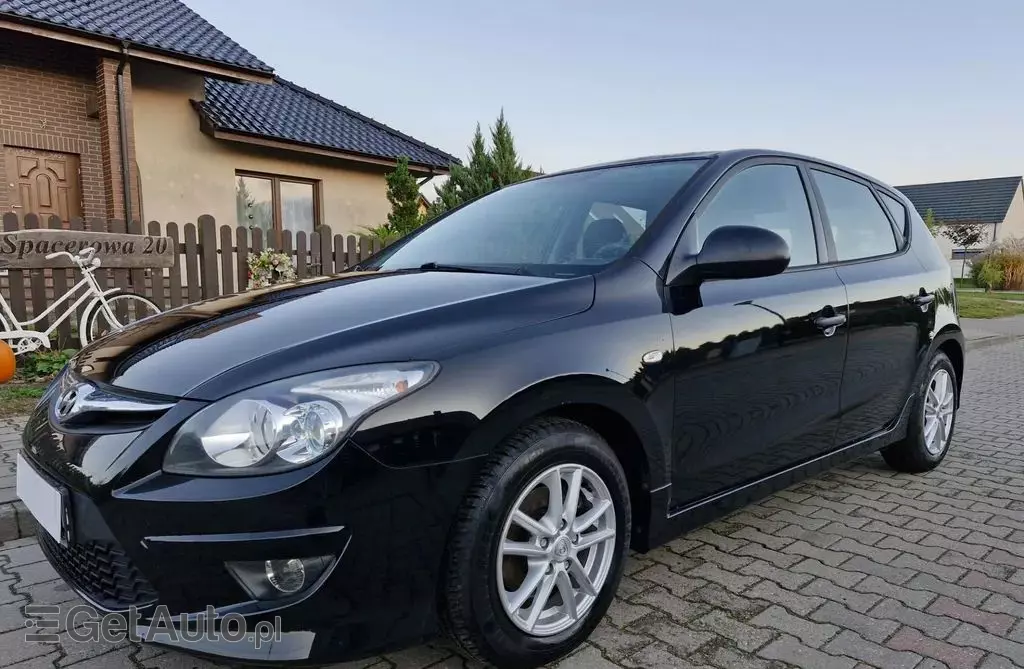 HYUNDAI I30 1.4 (109 KM)