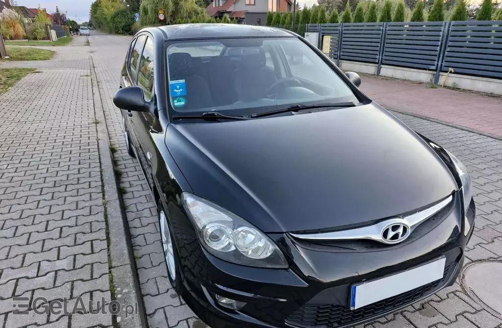 HYUNDAI I30 1.4 (109 KM)