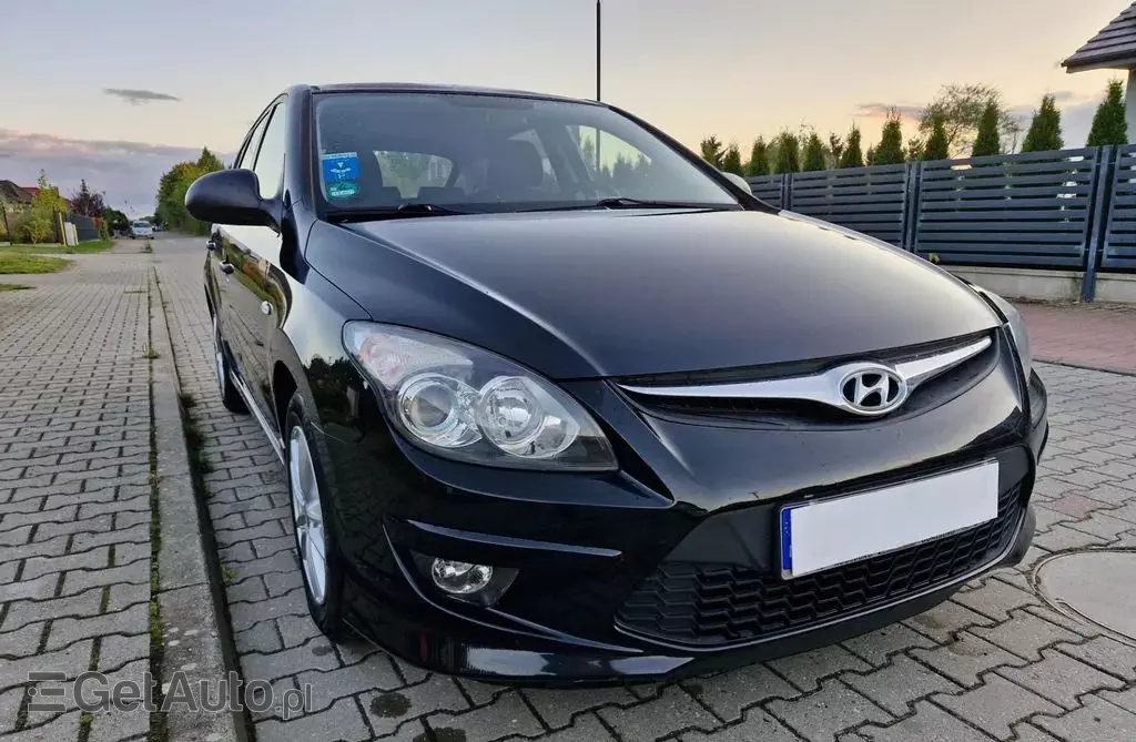 HYUNDAI I30 1.4 (109 KM)