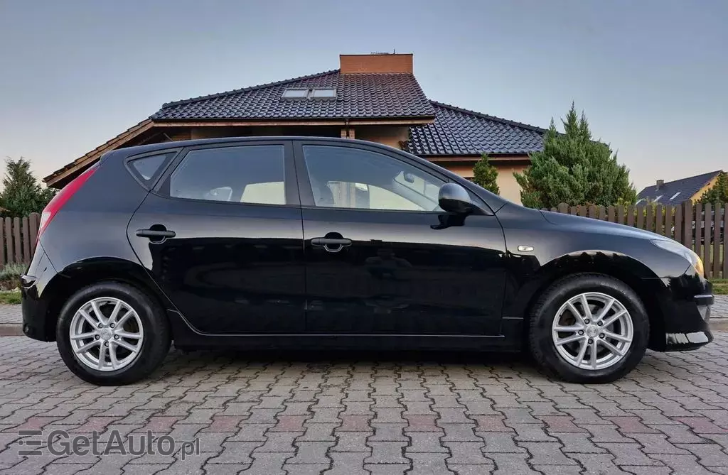 HYUNDAI I30 1.4 (109 KM)