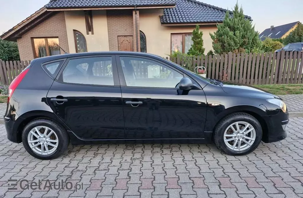 HYUNDAI I30 1.4 (109 KM)