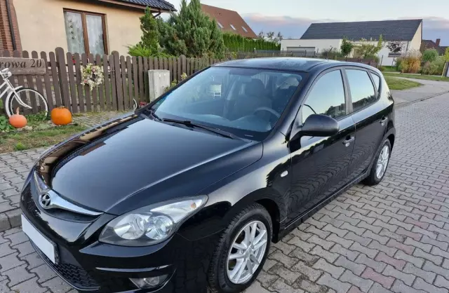 HYUNDAI I30 1.4 (109 KM)