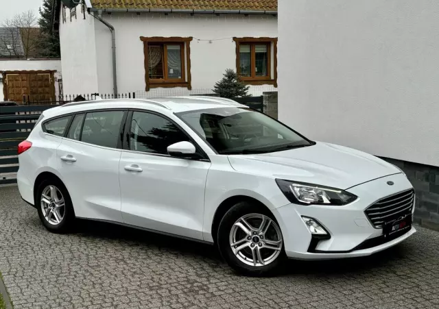 FORD Focus 1.5 EcoBlue Start-Stopp-System COOL&CONNECT