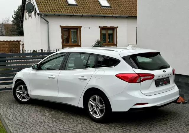 FORD Focus 1.5 EcoBlue Start-Stopp-System COOL&CONNECT