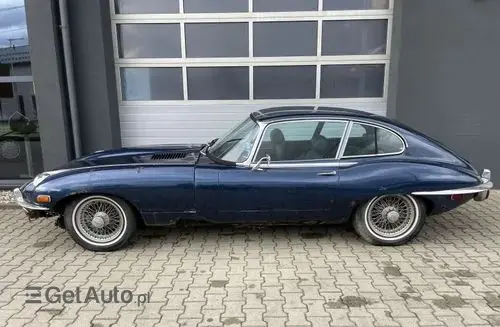 JAGUAR E-type 