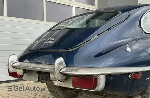 JAGUAR E-type 