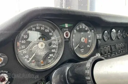 JAGUAR E-type 