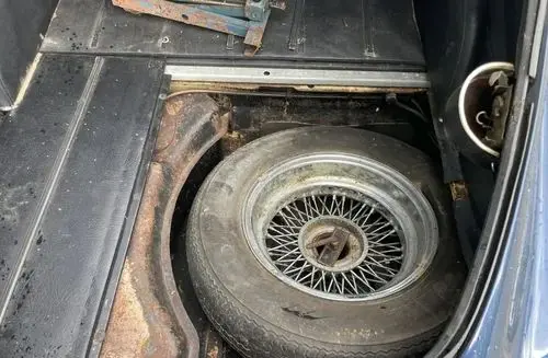 JAGUAR E-type 