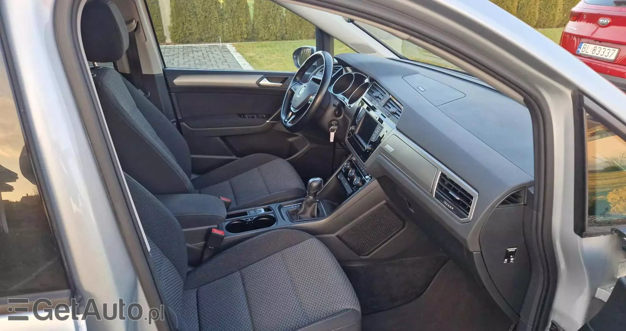 VOLKSWAGEN Touran 1.6 TDI SCR BlueMotion Technology DSG Comfortline