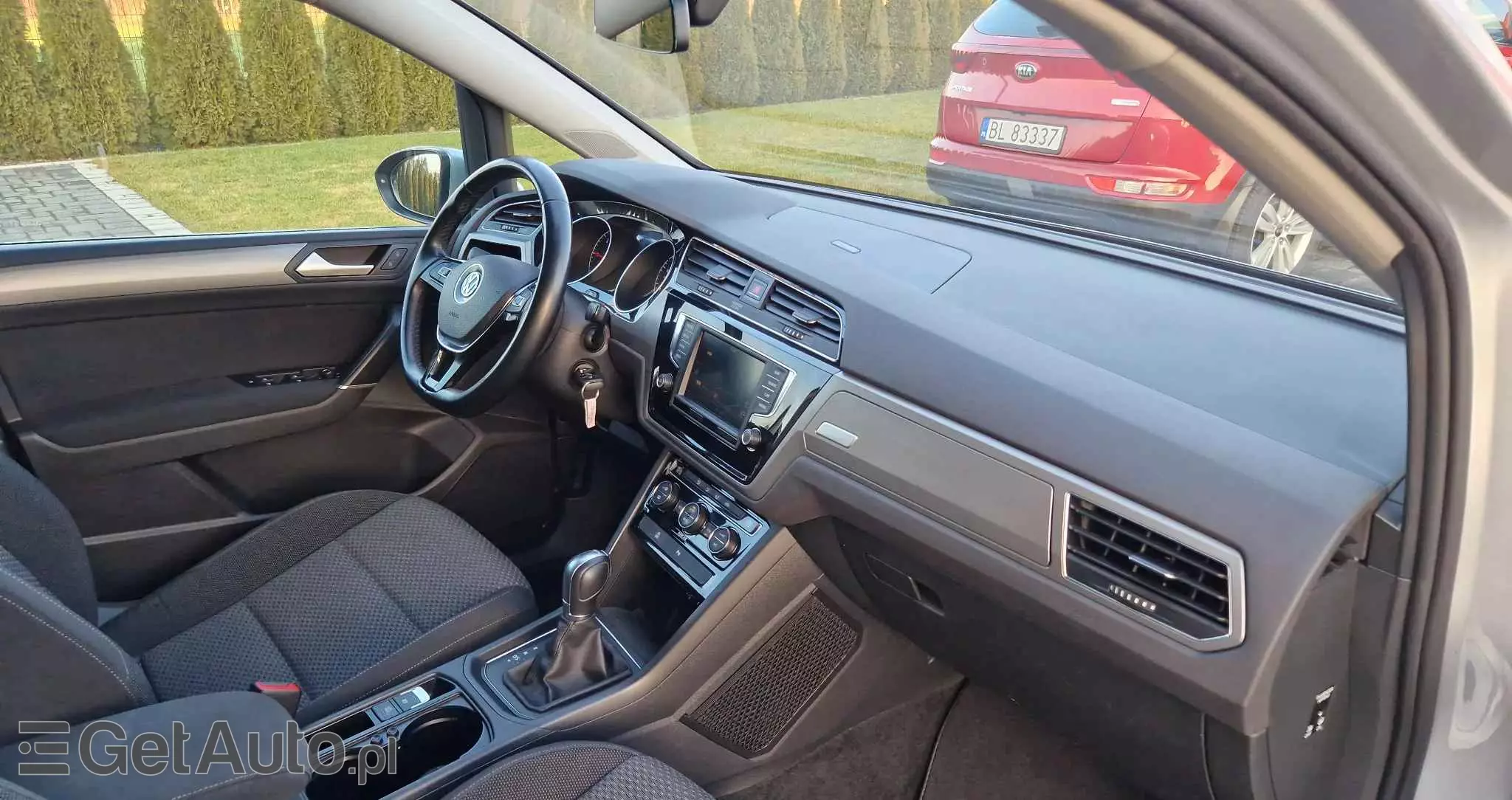 VOLKSWAGEN Touran 1.6 TDI SCR BlueMotion Technology DSG Comfortline