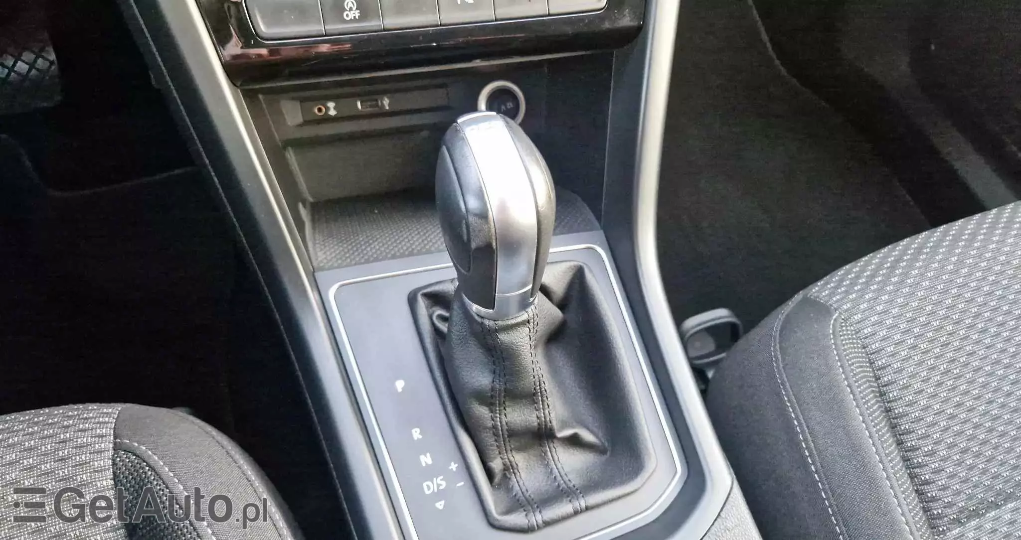 VOLKSWAGEN Touran 1.6 TDI SCR BlueMotion Technology DSG Comfortline