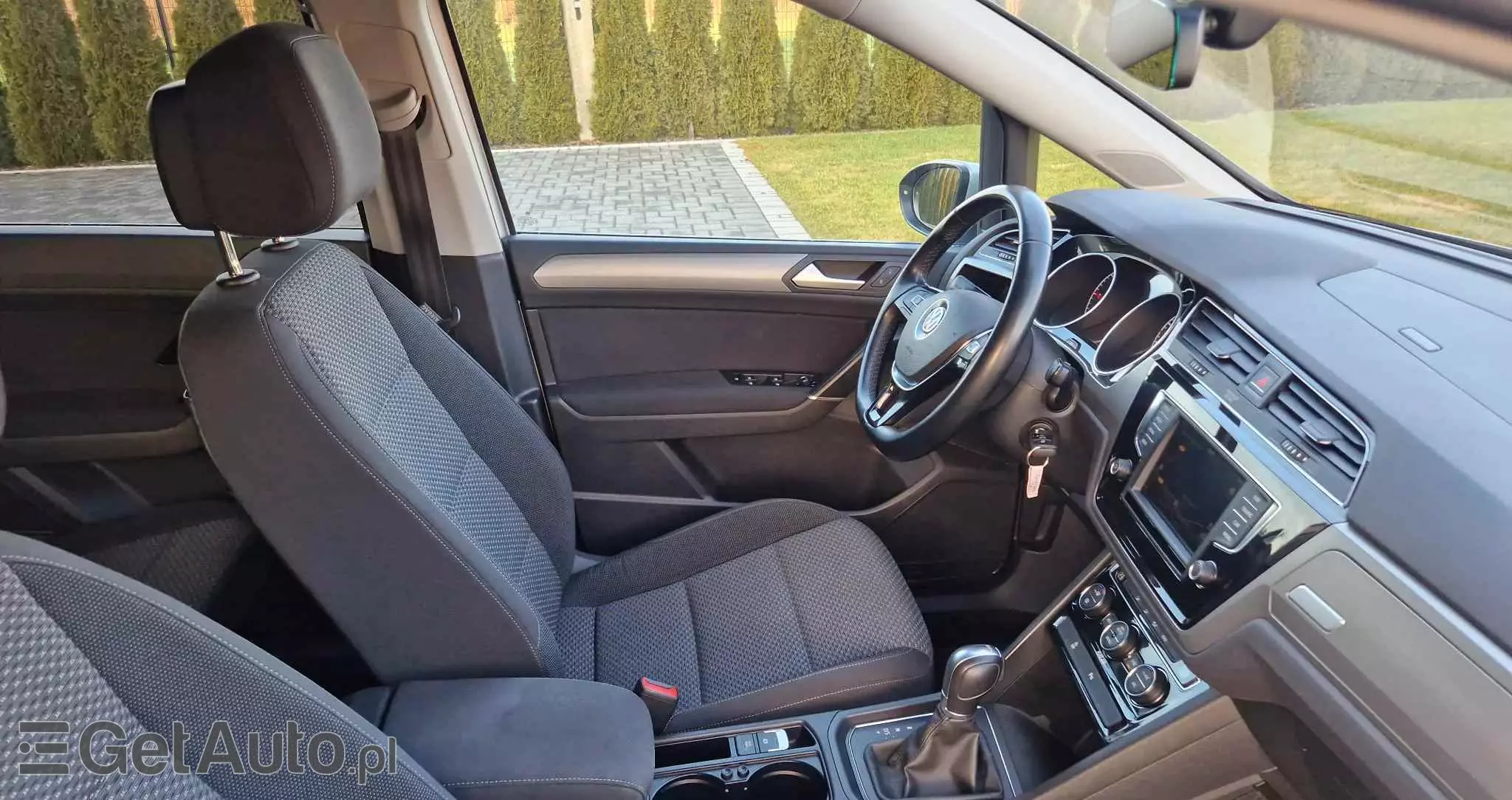 VOLKSWAGEN Touran 1.6 TDI SCR BlueMotion Technology DSG Comfortline