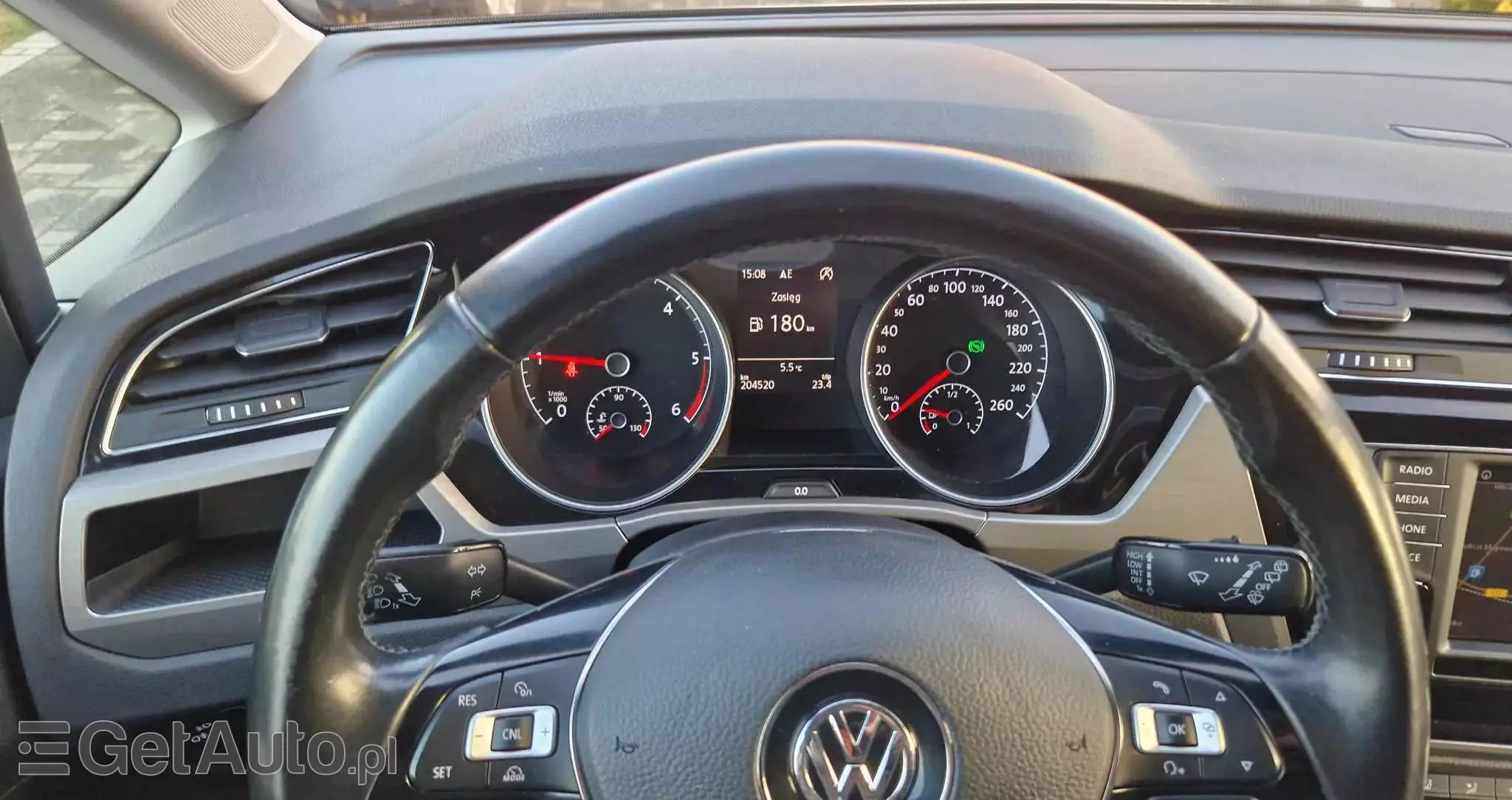 VOLKSWAGEN Touran 1.6 TDI SCR BlueMotion Technology DSG Comfortline