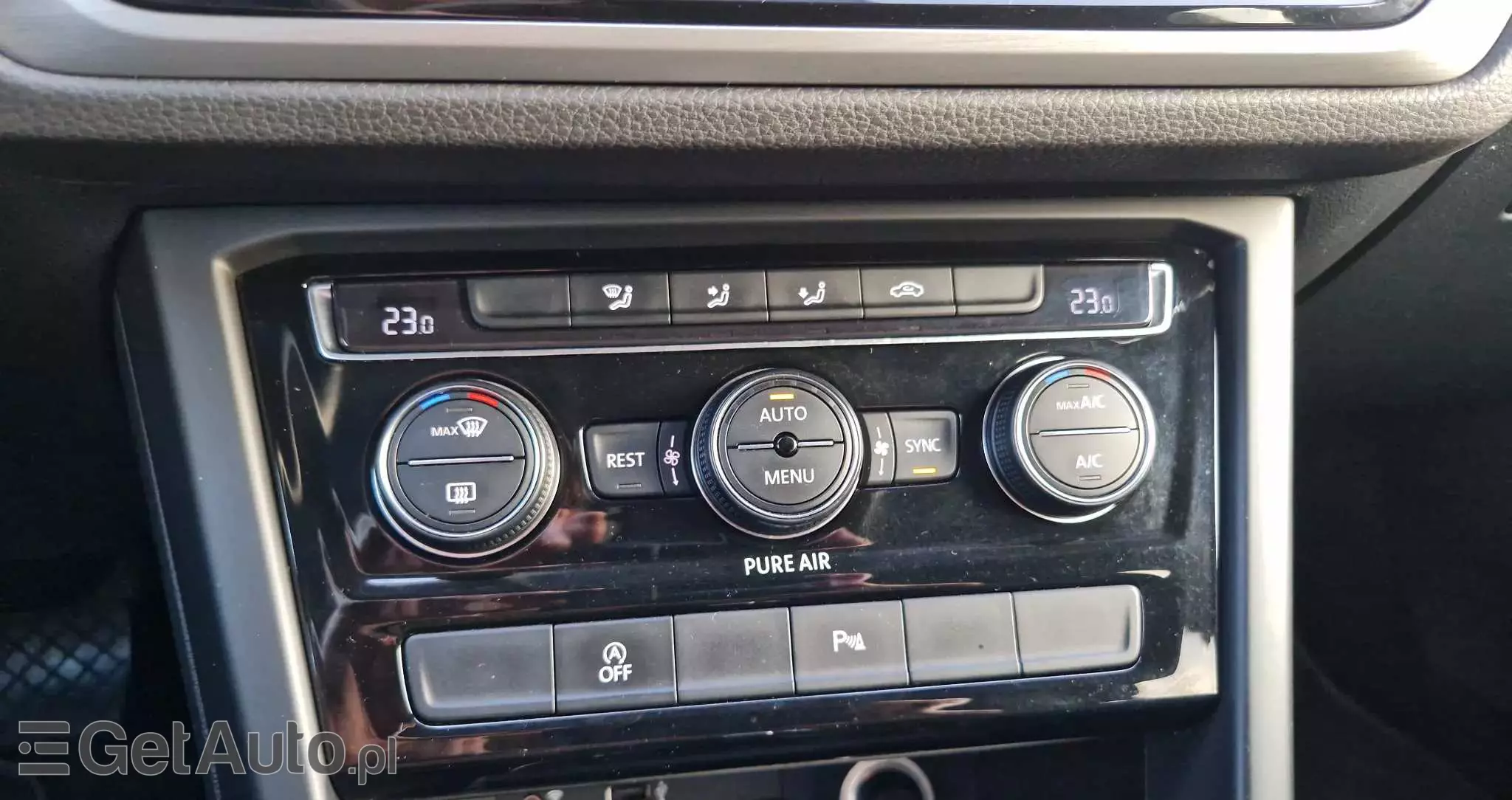 VOLKSWAGEN Touran 1.6 TDI SCR BlueMotion Technology DSG Comfortline