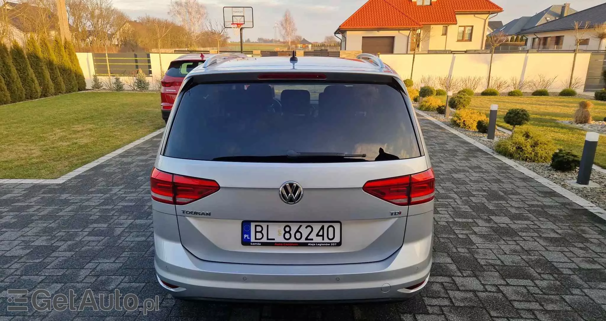 VOLKSWAGEN Touran 1.6 TDI SCR BlueMotion Technology DSG Comfortline