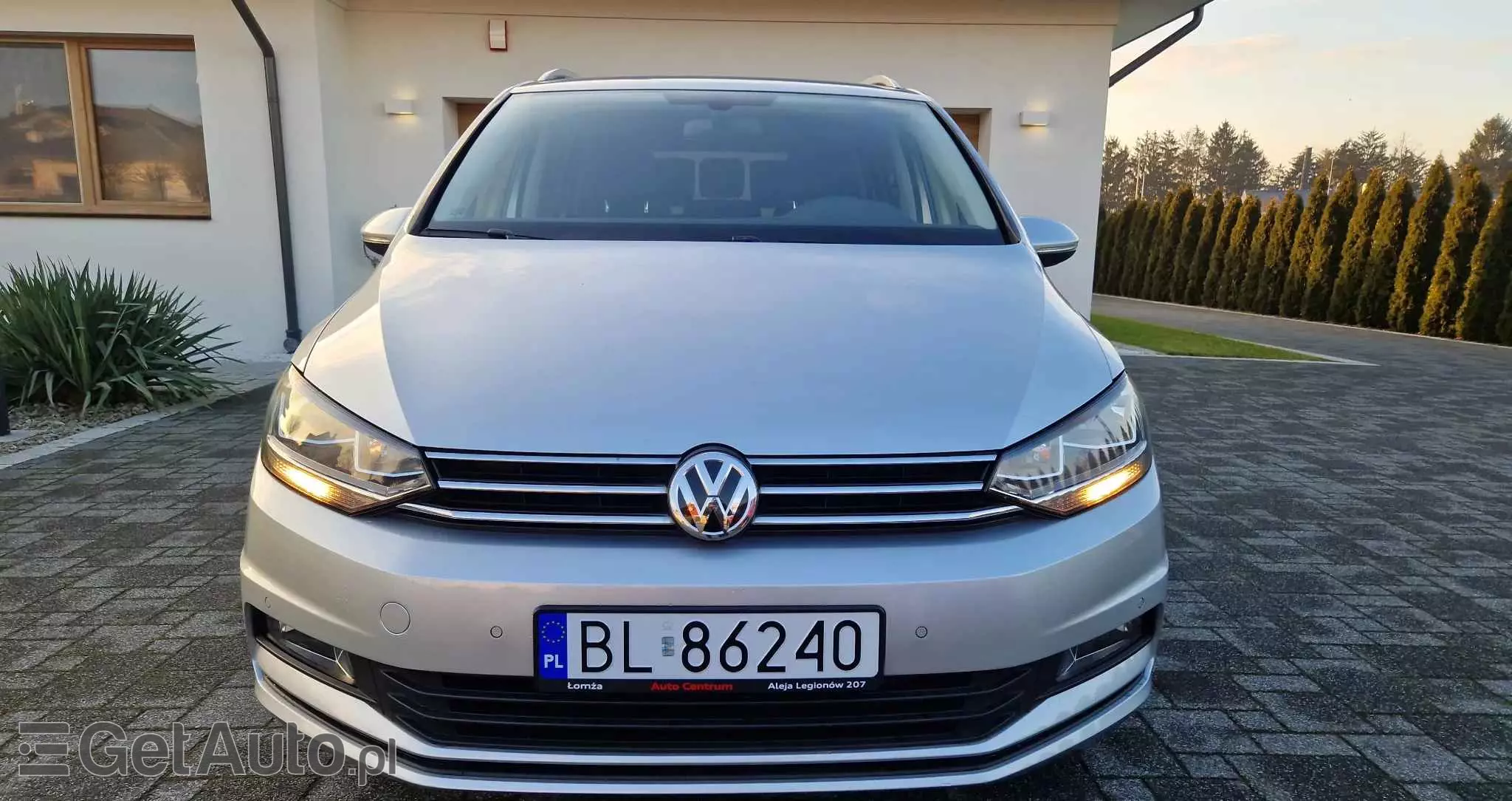 VOLKSWAGEN Touran 1.6 TDI SCR BlueMotion Technology DSG Comfortline
